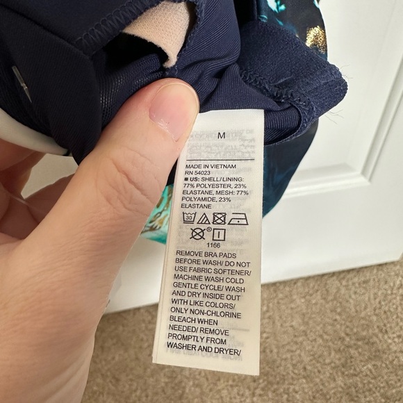 Old Navy Active PowerSoft Crop Sports Bra Teal and Gold Marble - Picture 3 of 4